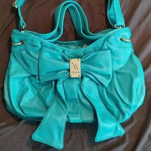 GORGEOUS Vitalio Vera teal "Carolina" purse
